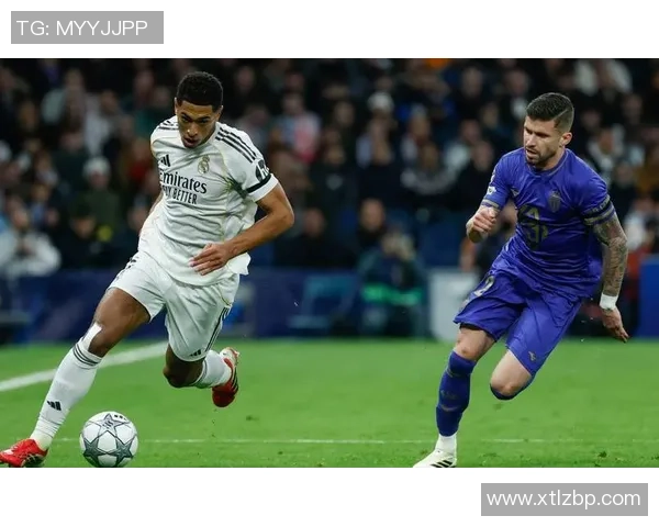 西甲激战：本菲卡逆转那不勒斯神奇扑救点燃全场激情